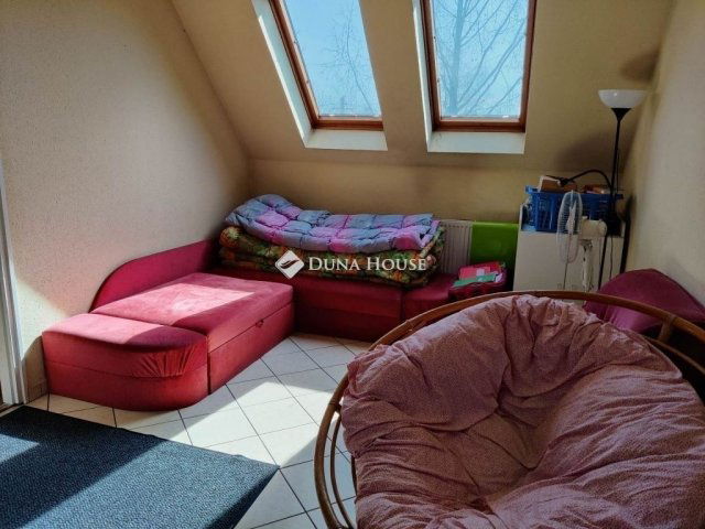 Eladó családi ház, Monoron 79.9 M Ft, 6 szobás