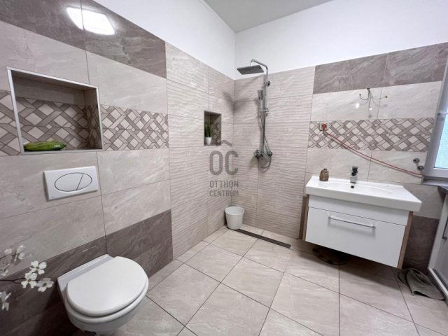 Eladó ikerház, Budapesten, XVIII. kerületben 124.9 M Ft, 5 szobás