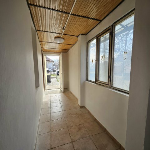 Eladó családi ház, Kunszentmiklóson 39.9 M Ft, 3 szobás