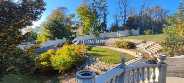 Eladó családi ház, Kisapostagon 165 M Ft, 4+2 szobás