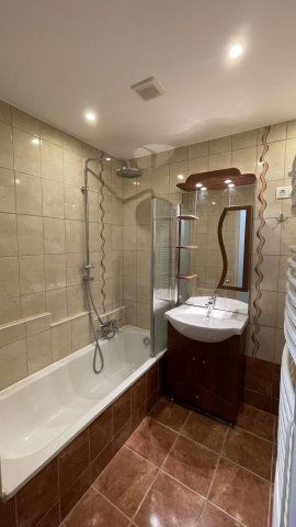 Kiadó téglalakás, albérlet, Győrött 190 E Ft / hó, 2 szobás