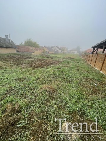 Eladó telek, Nagyvenyimen 21 M Ft, 2 szobás / költözzbe.hu