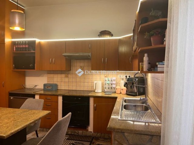 Eladó téglalakás, Nyergesújfaluban 32.9 M Ft, 2 szobás