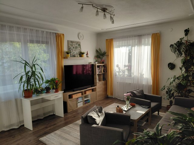 Eladó családi ház, Budapesten, XVI. kerületben 220 M Ft
