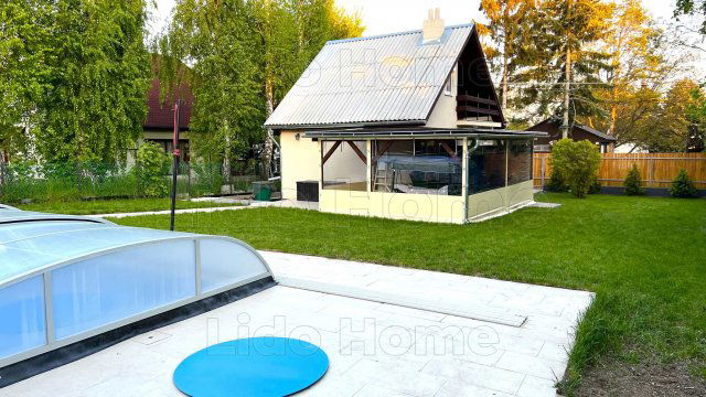 Eladó nyaraló, Balatonakarattyán 79.9 M Ft, 11 szobás