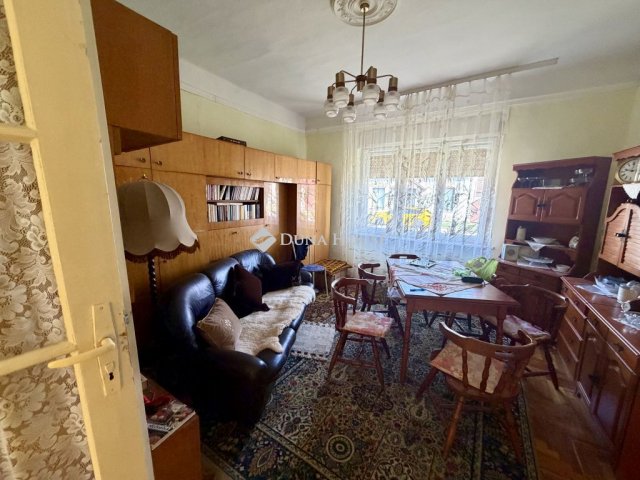 Eladó családi ház, Jászapátiban, Damjanich úton 18 M Ft