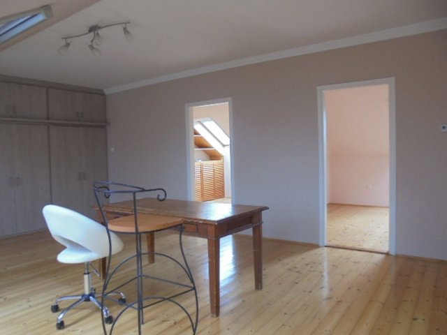 Kiadó téglalakás, albérlet, Debrecenben 250 E Ft / hó, 3 szobás