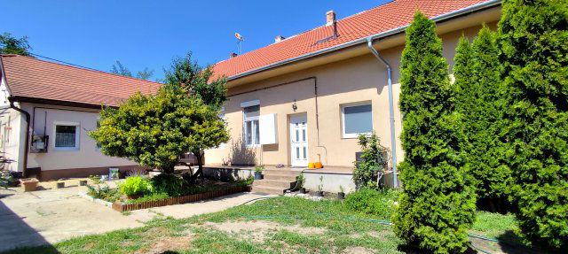 Eladó családi ház, Budapesten, IV. kerületben 89.9 M Ft