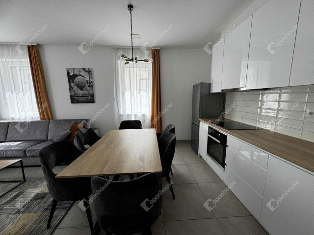 Kiadó téglalakás, albérlet, Székesfehérvárott 420 E Ft / hó