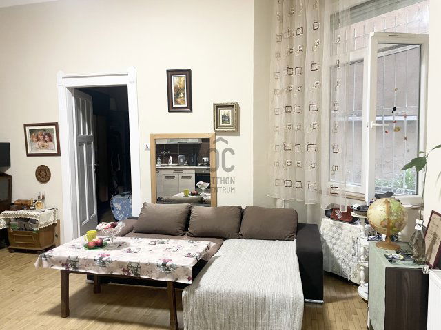 Eladó téglalakás, Budapesten, VII. kerületben 79 M Ft, 3 szobás