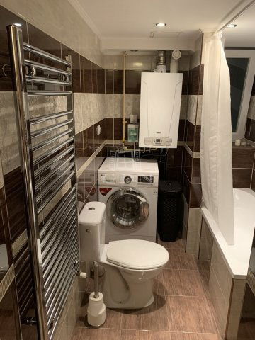 Eladó téglalakás, Budapesten, VI. kerületben 74.3 M Ft, 2 szobás