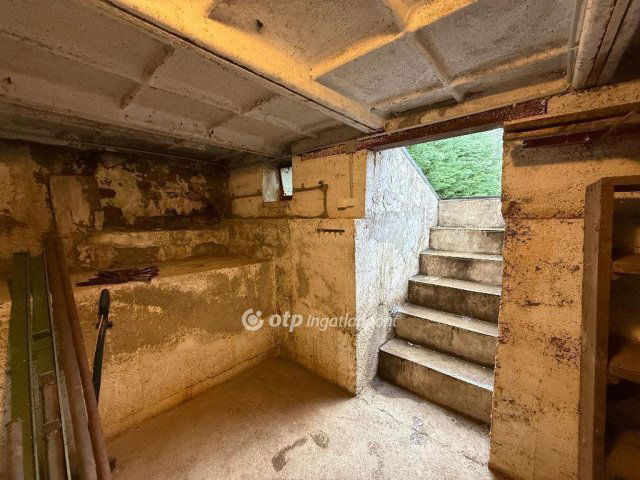 Eladó nyaraló, Mályin 31.9 M Ft, 2 szobás / költözzbe.hu