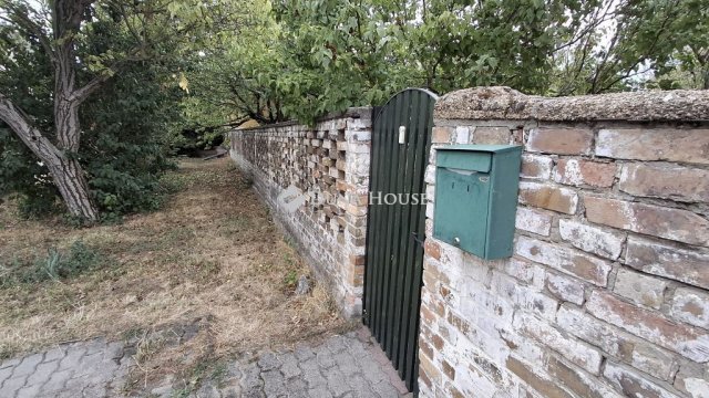 Eladó családi ház, Táton, József Attila utcában 71.9 M Ft