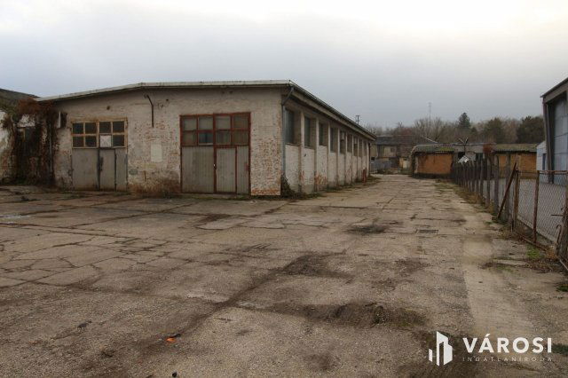 Kiadó ipari ingatlan, Dorogon 300 E Ft / hó / költözzbe.hu
