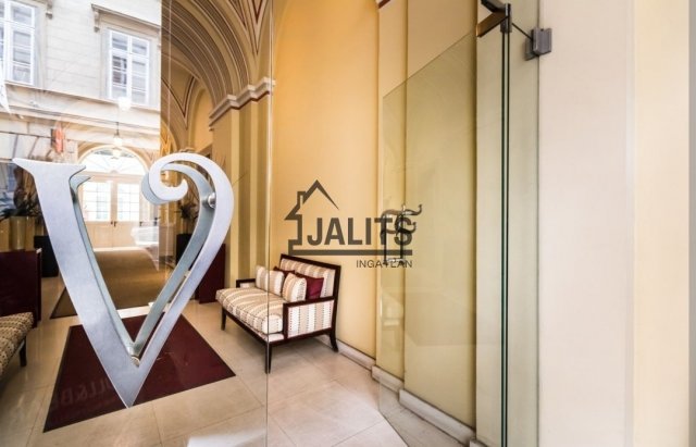 Kiadó téglalakás, albérlet, V. kerületben, Vigyázó Ferenc utcában