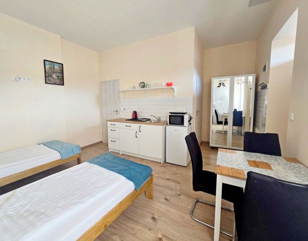 Kiadó téglalakás, albérlet, Debrecenben 81 E Ft / hó, 10 szobás