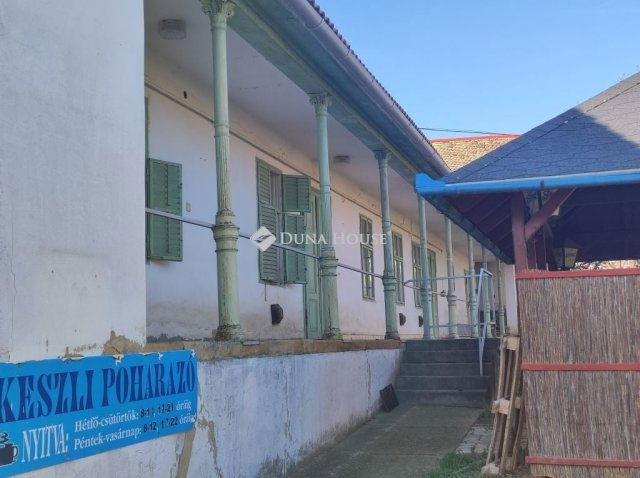 Eladó családi ház, Kakasdon 19.9 M Ft, 3 szobás