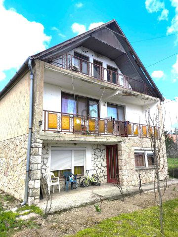 Eladó családi ház, Erzsébeten 20.5 M Ft, 7 szobás