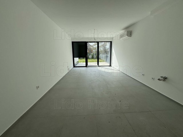 Eladó nyaraló, Balatonszemesen 64.9 M Ft, 1 szobás