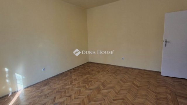 Eladó téglalakás, Budapesten, XIV. kerületben 60 M Ft, 1 szobás