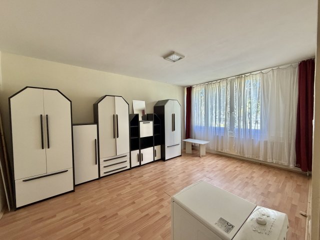 Eladó téglalakás, Nyíregyházán 33.5 M Ft, 1 szobás