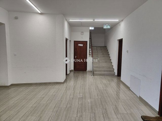 Kiadó családi ház, albérlet, Ágasegyházán 1350 E Ft / hó