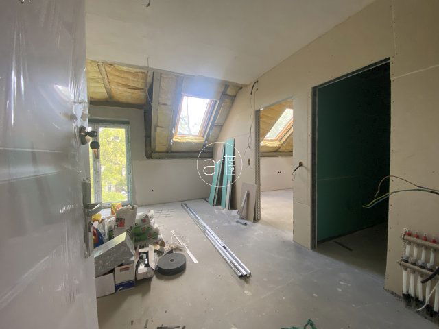 Eladó téglalakás, Szegeden 72 M Ft, 3 szobás