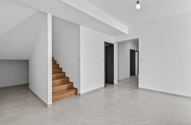 Eladó családi ház, Budakeszin 189.9 M Ft, 7 szobás