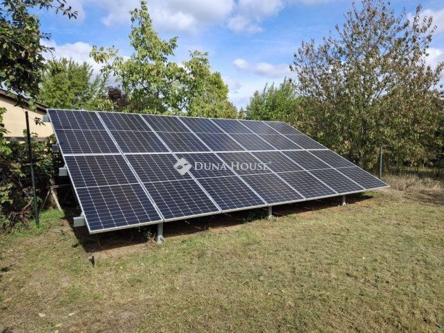 Eladó nyaraló, Biatorbágyon 114.8 M Ft, 3 szobás