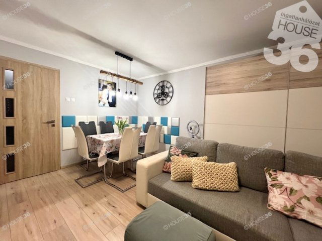 Eladó téglalakás, Kecskeméten 68.6 M Ft, 3 szobás