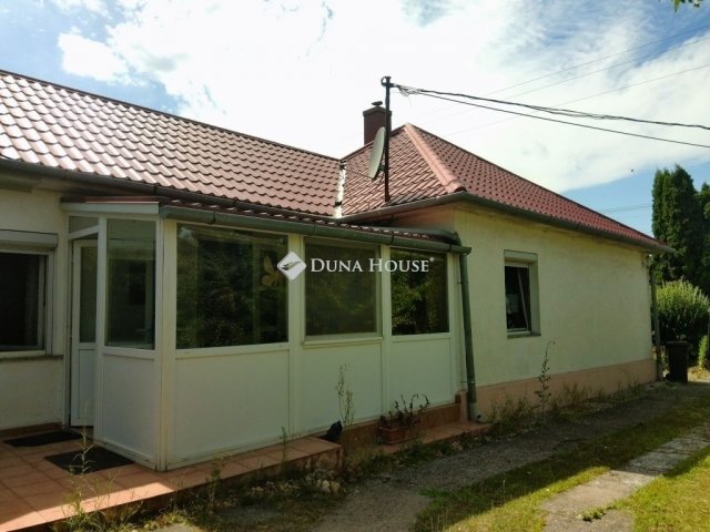 Eladó családi ház, Gárdonyban 88.7 M Ft, 4+1 szobás