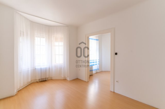 Eladó téglalakás, VI. kerületben, Székely Bertalan utcában