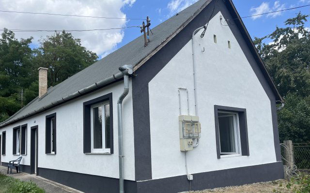 Eladó családi ház, Felsőnyéken 54.9 M Ft, 2 szobás