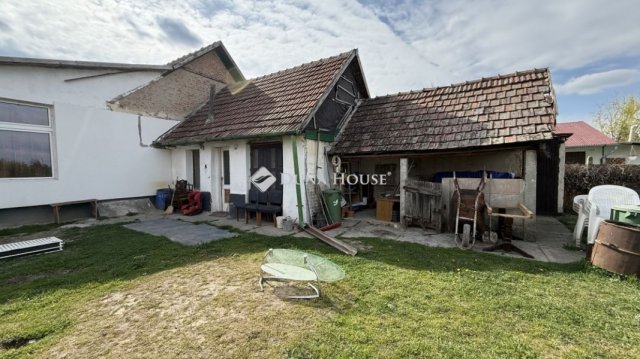 Eladó családi ház, Zsámbokon 54 M Ft, 4 szobás
