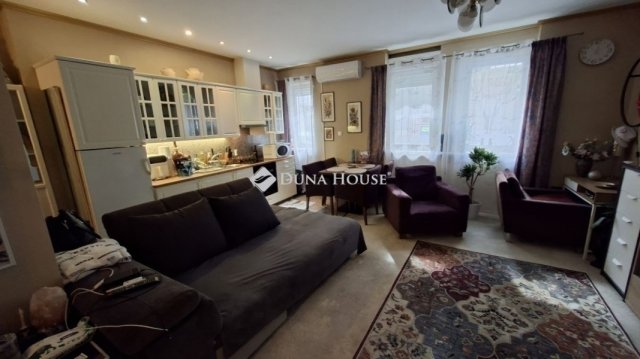 Eladó téglalakás, Budapesten, XIII. kerületben 76.8 M Ft