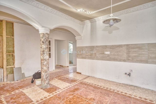 Eladó téglalakás, Budapesten, XVIII. kerületben 100 M Ft