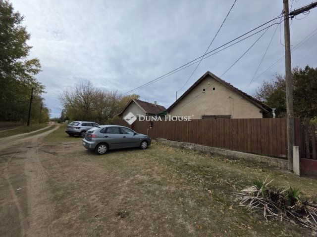 Eladó családi ház, Tápiószecsőn 39 M Ft, 2 szobás