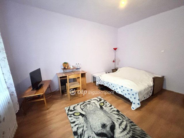 Eladó családi ház, Bocskaikerten 57.99 M Ft, 2 szobás