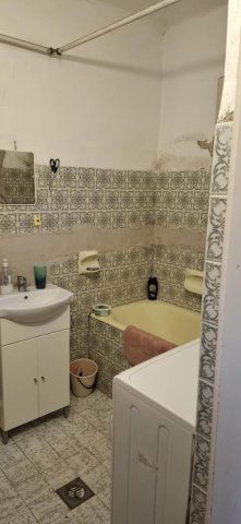 Eladó családi ház, Zengővárkonyon 30.999 M Ft, 3 szobás