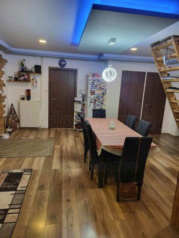 Eladó családi ház, Újbarokon 120 M Ft, 6 szobás