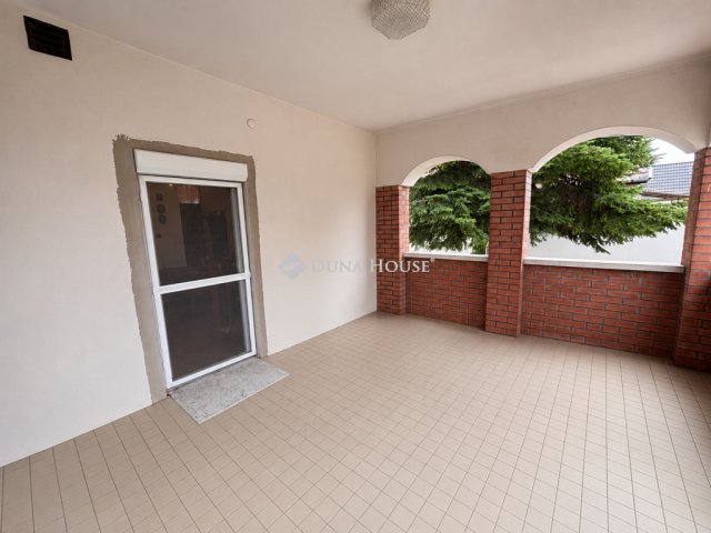 Eladó családi ház, Kecskeméten 99.9 M Ft, 4 szobás
