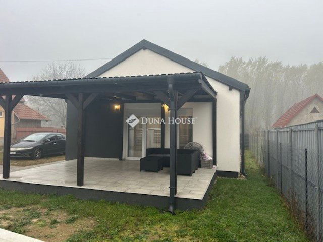 Eladó ikerház, Albertirsán 84.9 M Ft, 4 szobás