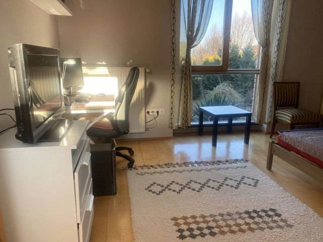 Eladó családi ház, Szentendrén 269 M Ft, 5+1 szobás