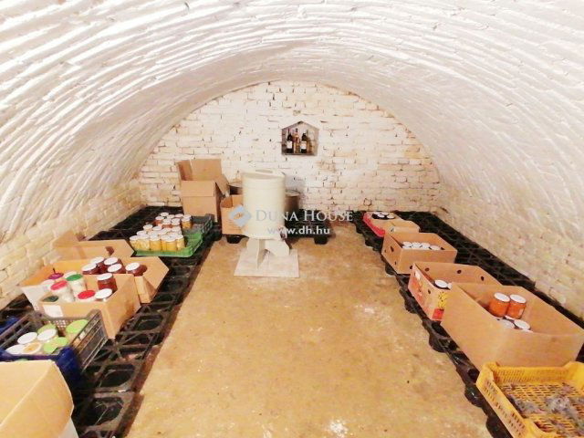 Eladó családi ház, Iharosberényben 19.9 M Ft, 5 szobás