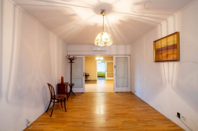 Eladó panellakás, Budapesten, XV. kerületben 75.9 M Ft, 4 szobás