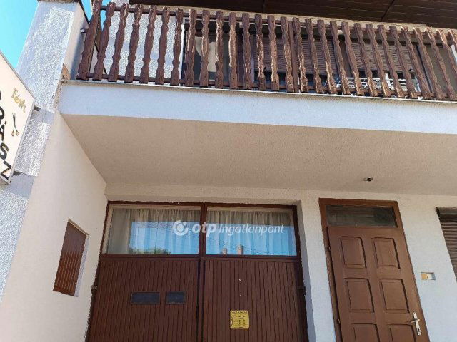 Eladó családi ház, Hajdúhadházon 56 M Ft, 1+3 szobás