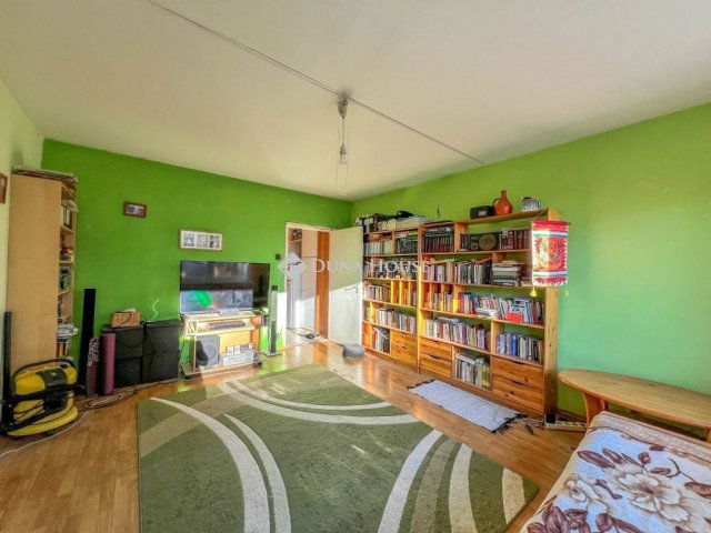 Eladó panellakás, Budapesten, XX. kerületben 61.9 M Ft, 3 szobás