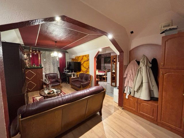 Eladó panellakás, Tiszaújvárosban, Szent István úton 65 M Ft