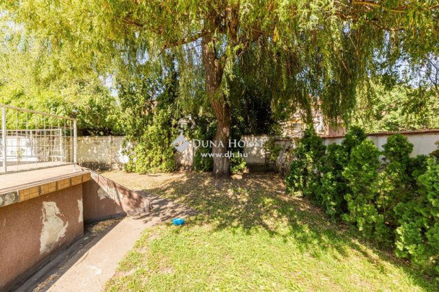 Eladó családi ház, Budapesten, XVI. kerületben 360 M Ft
