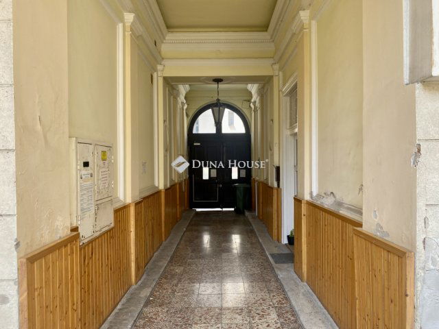 Eladó téglalakás, Budapesten, VII. kerületben 85 M Ft
